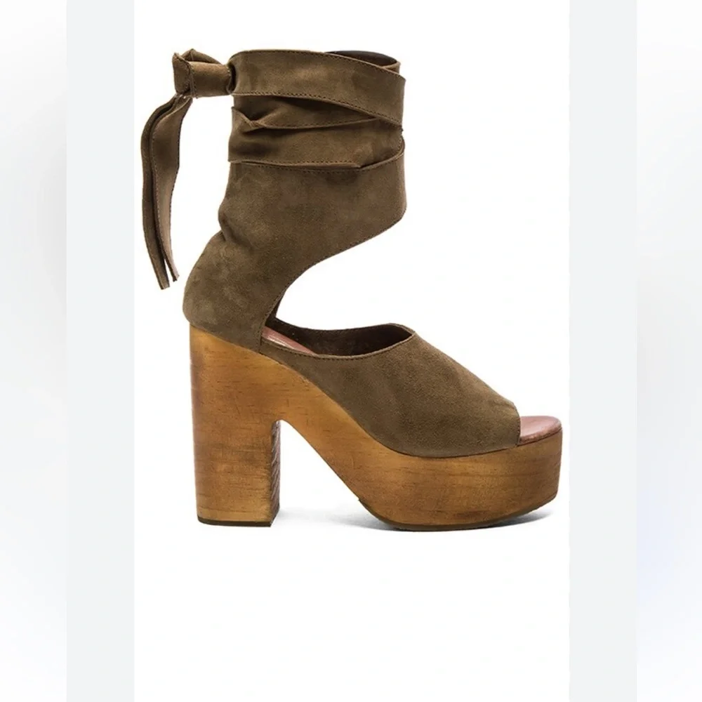 Free People Brown Platform Sandals with Ankle Wrap. Size 38